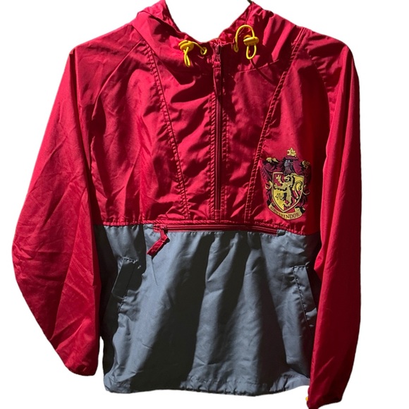 Universal Studios Gryffindor Packable Rain Jacket - Picture 2 of 16